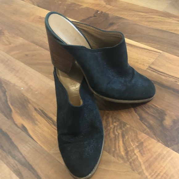 ‼️SOLD ON MARKETPLACE‼️ Black Suede Clogs - Picture 2 of 3